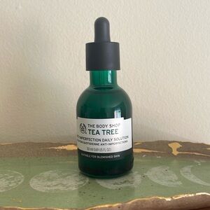 The Body Shop Tea Tree Daily Solution Serum